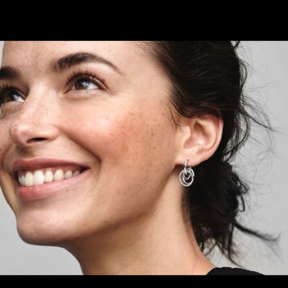 - Family always encircled hoop earrings from Pandora - Picture 5 of 12